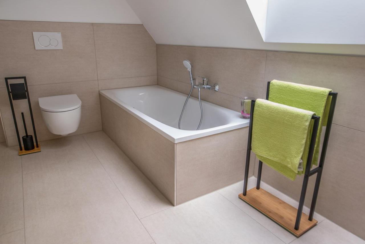 Vierseitenhof Appartements Burg  Luaran gambar